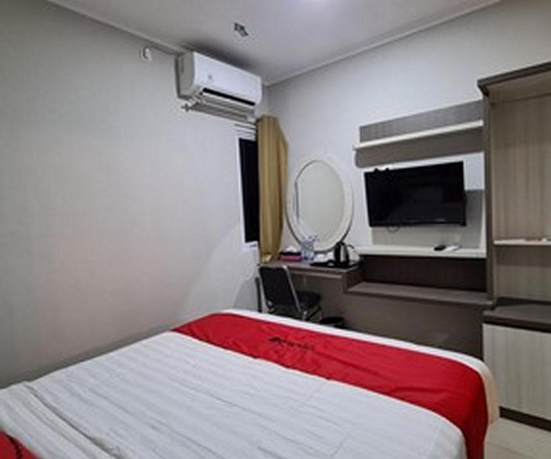 Gaia Asri Hotel Pamanukan Hilir Exteriör bild