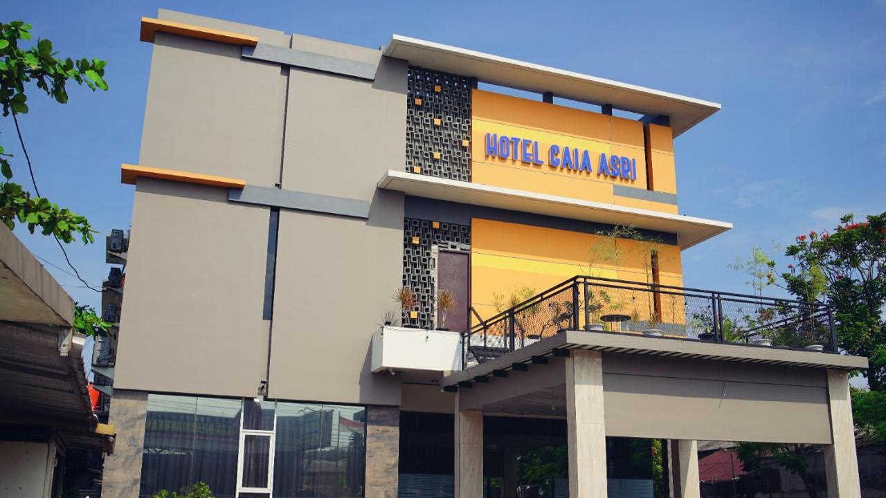 Gaia Asri Hotel Pamanukan Hilir Exteriör bild