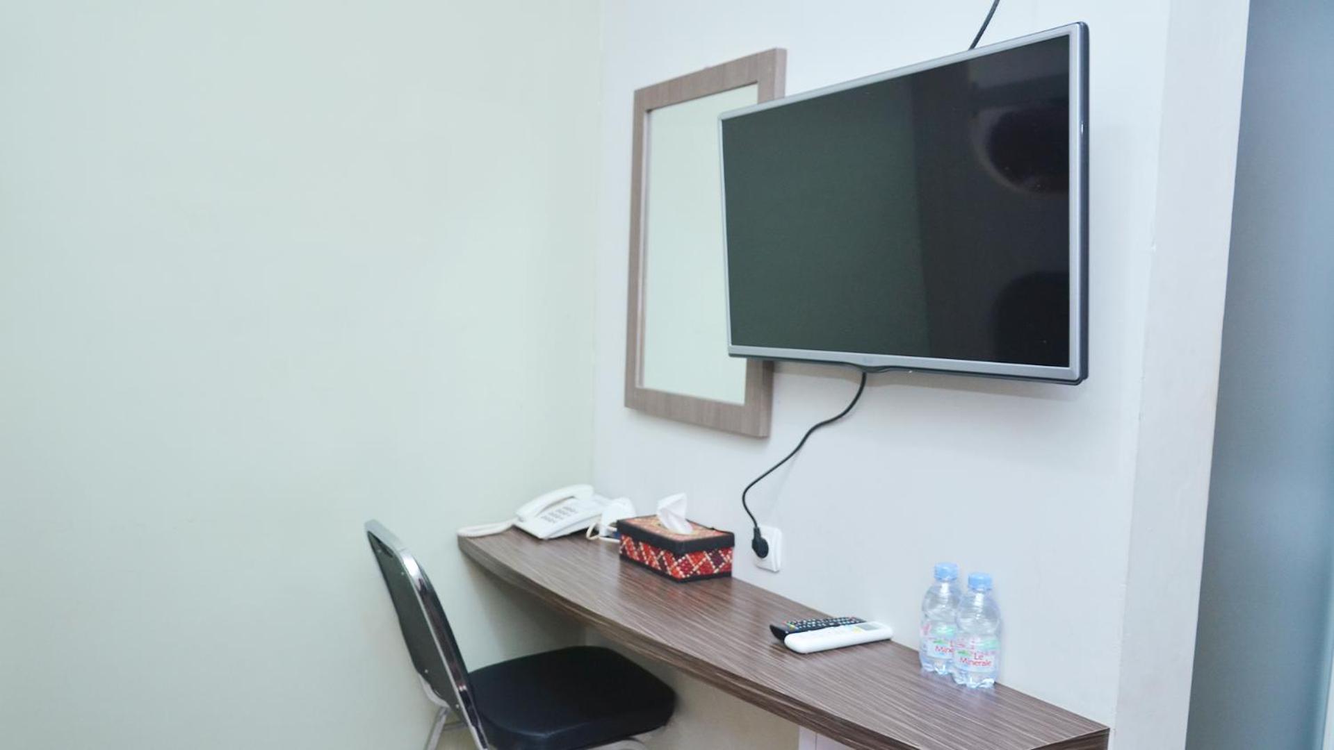 Gaia Asri Hotel Pamanukan Hilir Rum bild